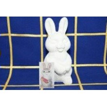 Фигурки гипсовые Заяц с морковкой 08
